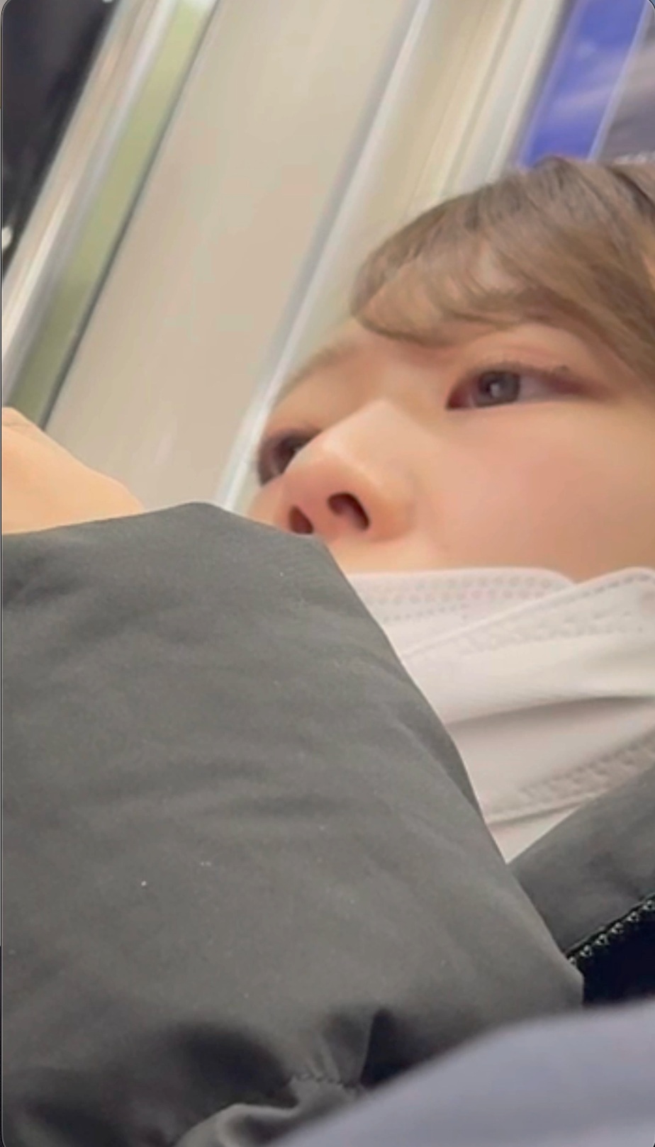 【再販】真横からの見るOLのムチムチ美脚!S級美人OLお姉さんのリクスーパンスト美脚に接近!