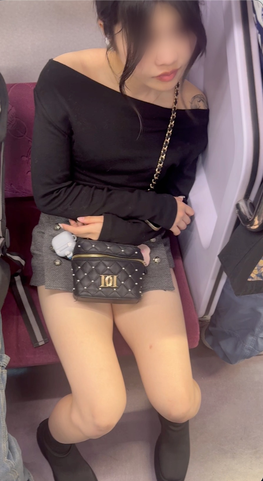 【再販】THE真上！S級美人お姉さんの生脚をガンガン見まくる！