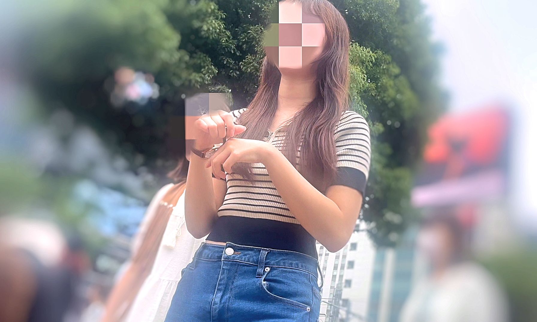 女子大生の生意気エロ尻を堪能!抜群の張りとムニュ感たっぷりのスケベ尻と食い込むパンティで♂を誘う!