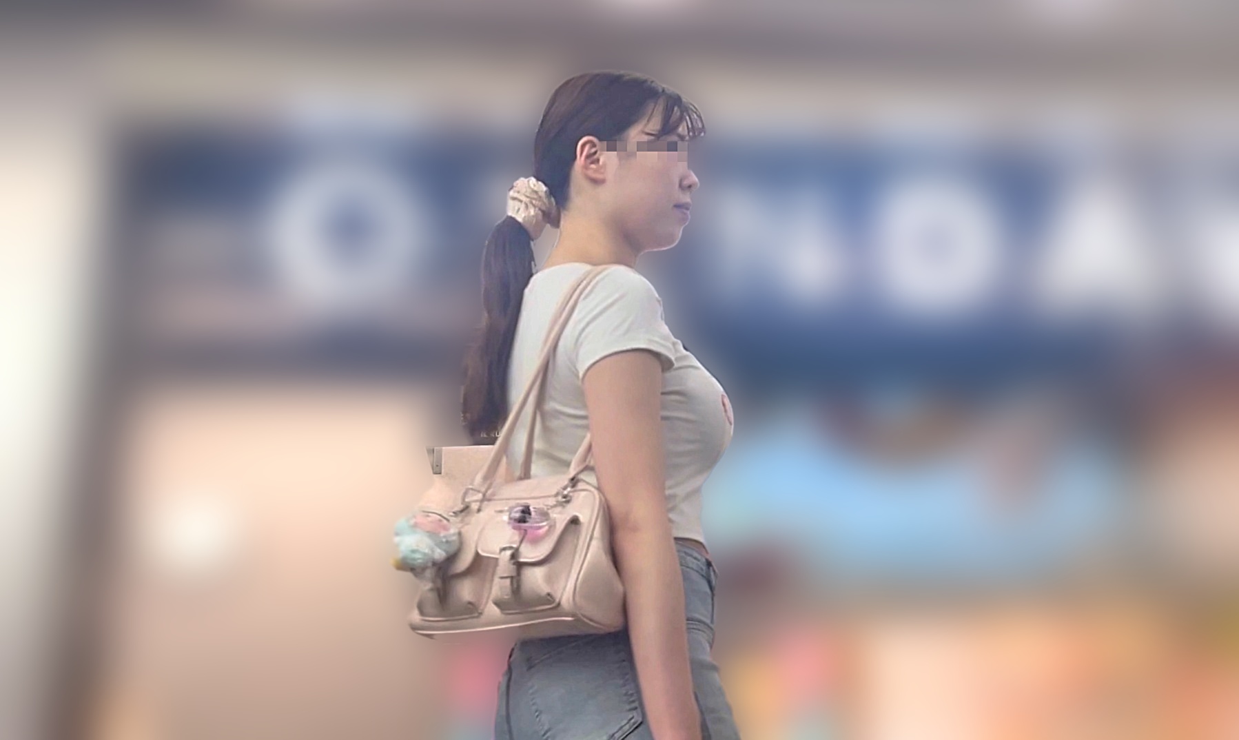 最高クラスの美巨乳+美尻女子大生を堪能!長身美ボディに美尻とデカパイで♂を誘惑!