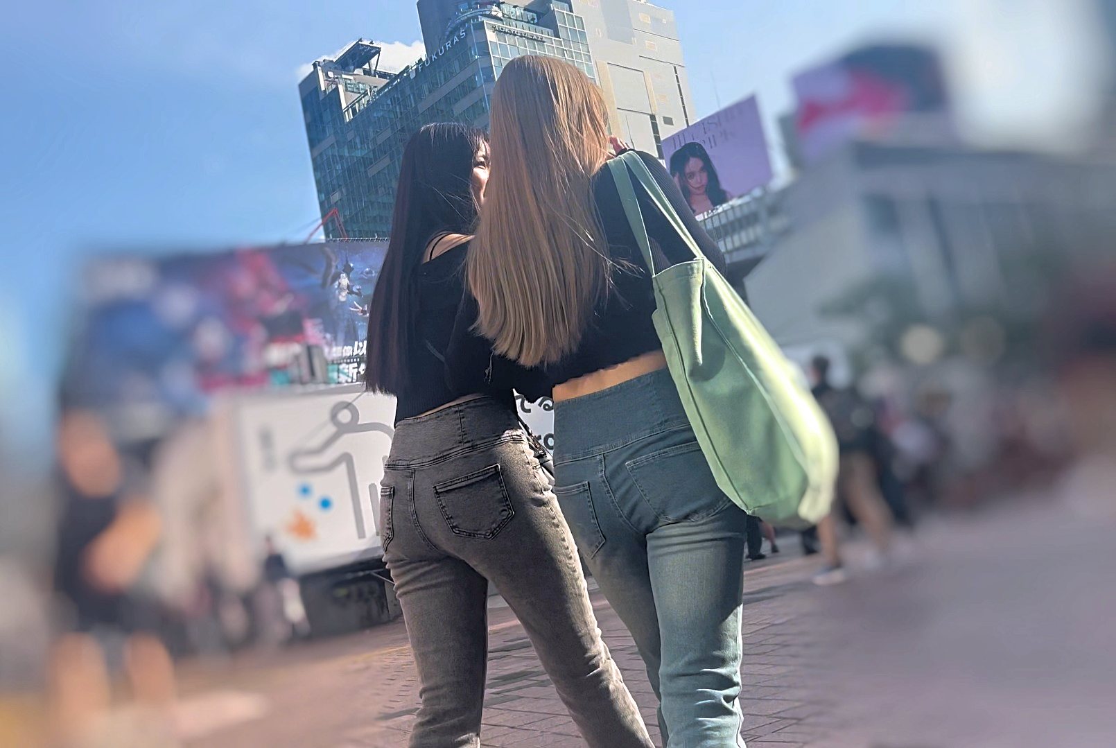 着衣尻マニア