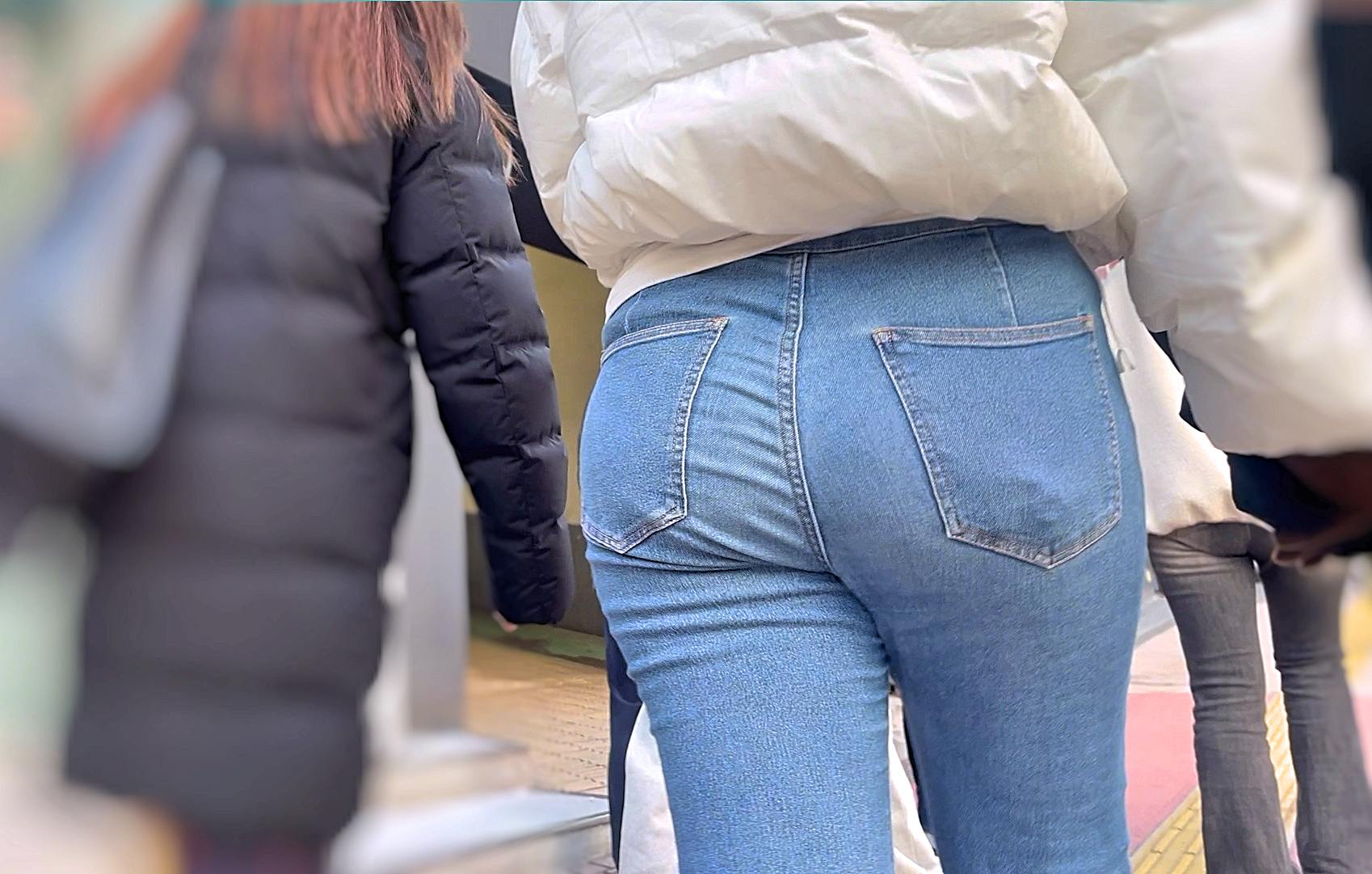 着衣尻マニア