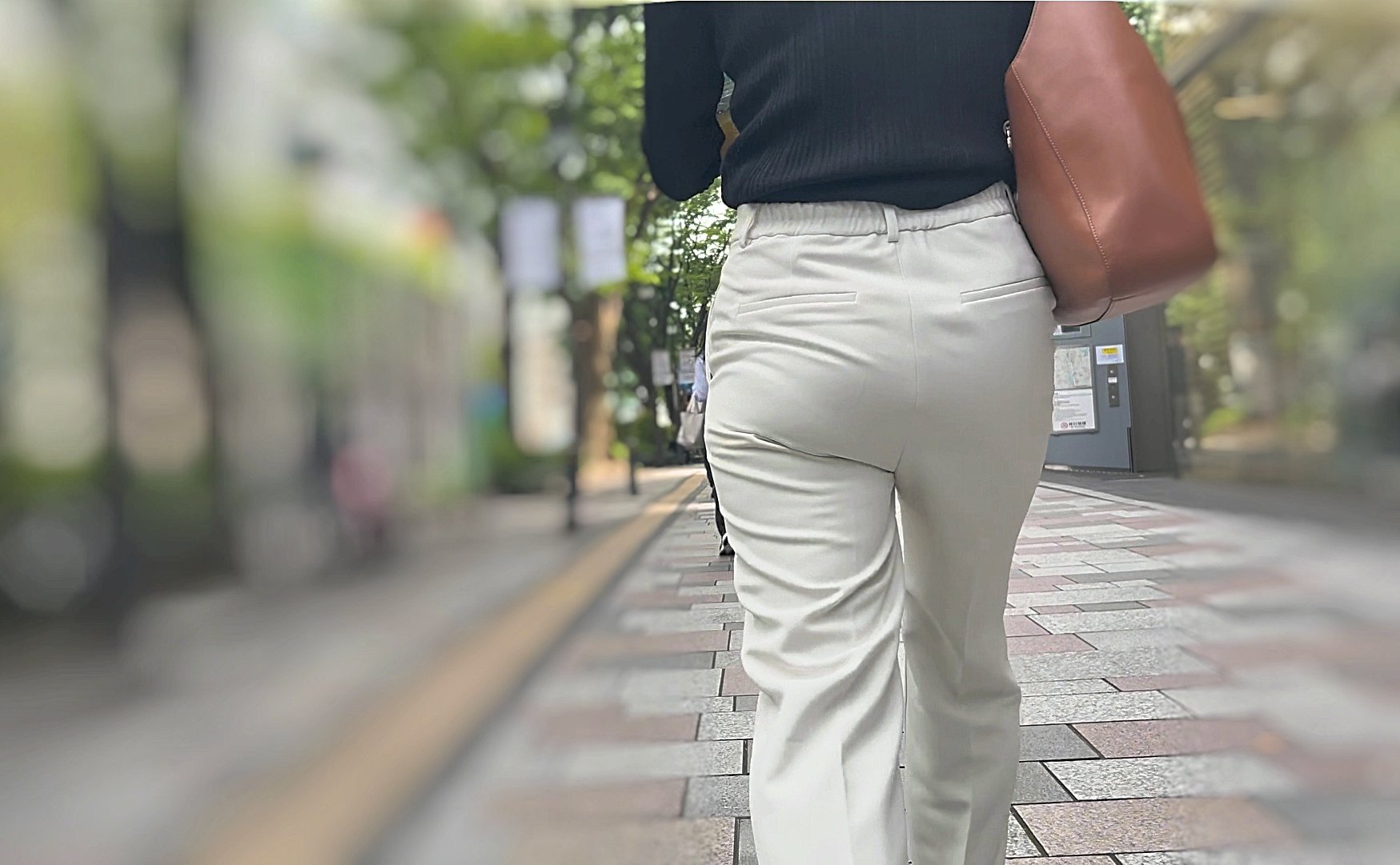 着衣尻マニア