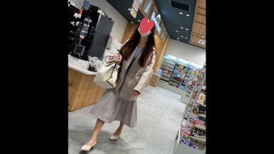 【5日間連続で逆さ撮り】2年ぶりに再降臨!あの綺麗系OLに再会しました!