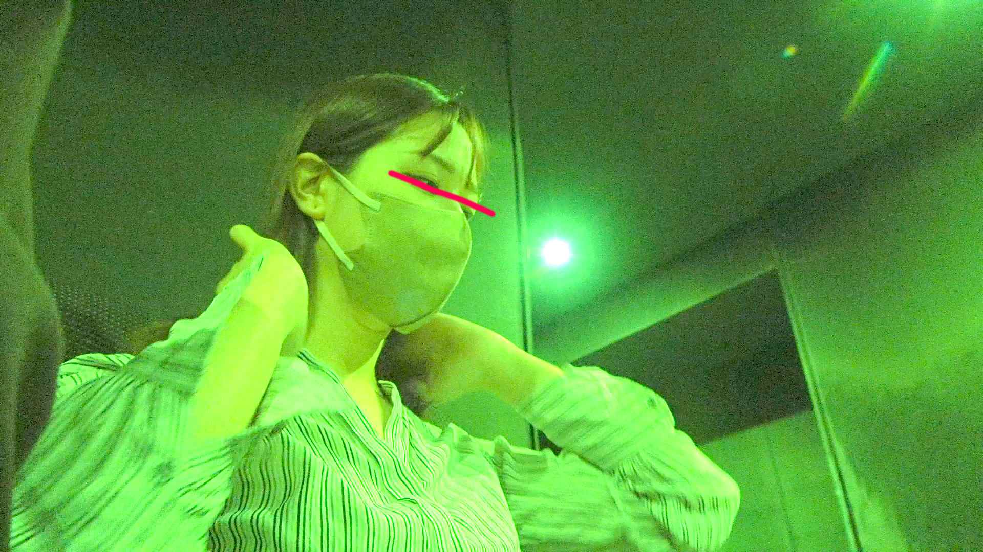 行為OK人妻。ノーパン・ノーブラ痴女プレイでお触りデートしてきた♡【おっぱいお触り】