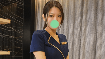 《個人撮影》英会話講師の彼氏と会う度にヤリまくってる激カワ美巨乳セラピストさんを無理ハメ「こんなのだめなのに！」とハメ潮吹いちゃ