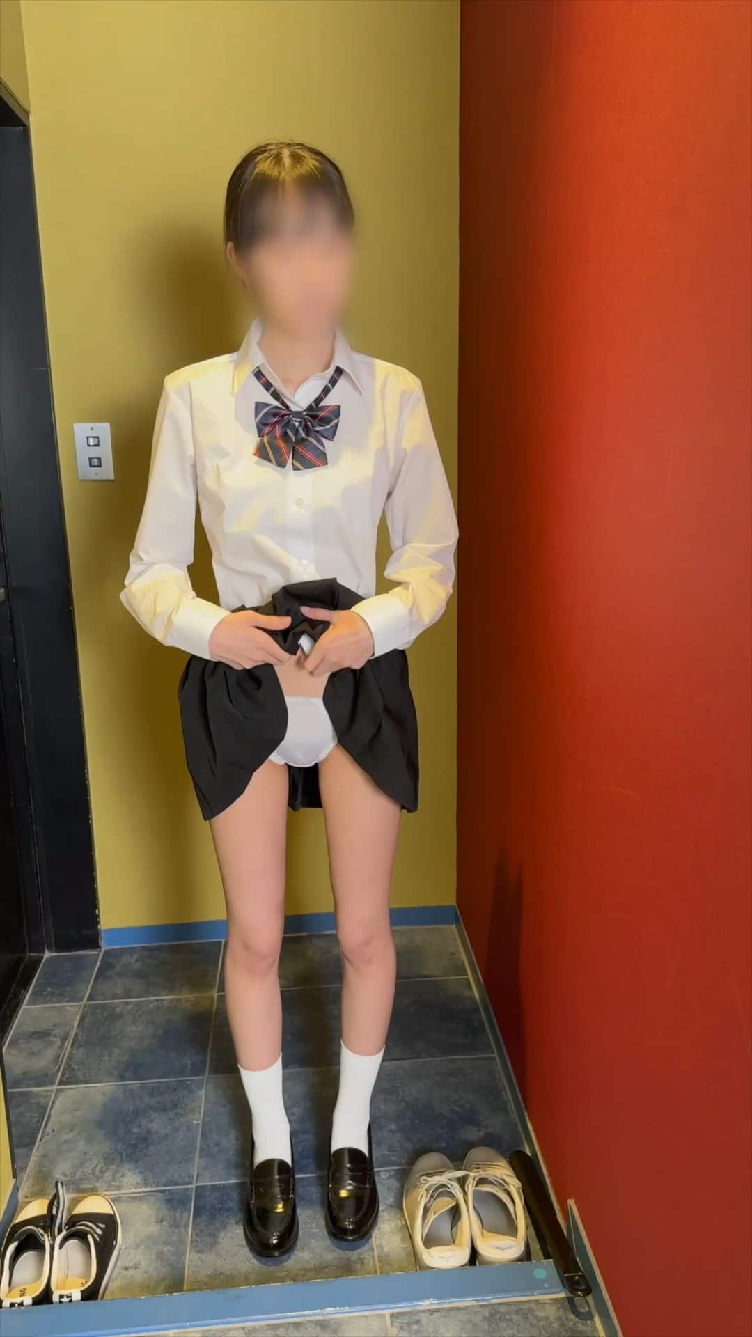 【12/17(水)まで】「流される世界」神スレンダー3名セット