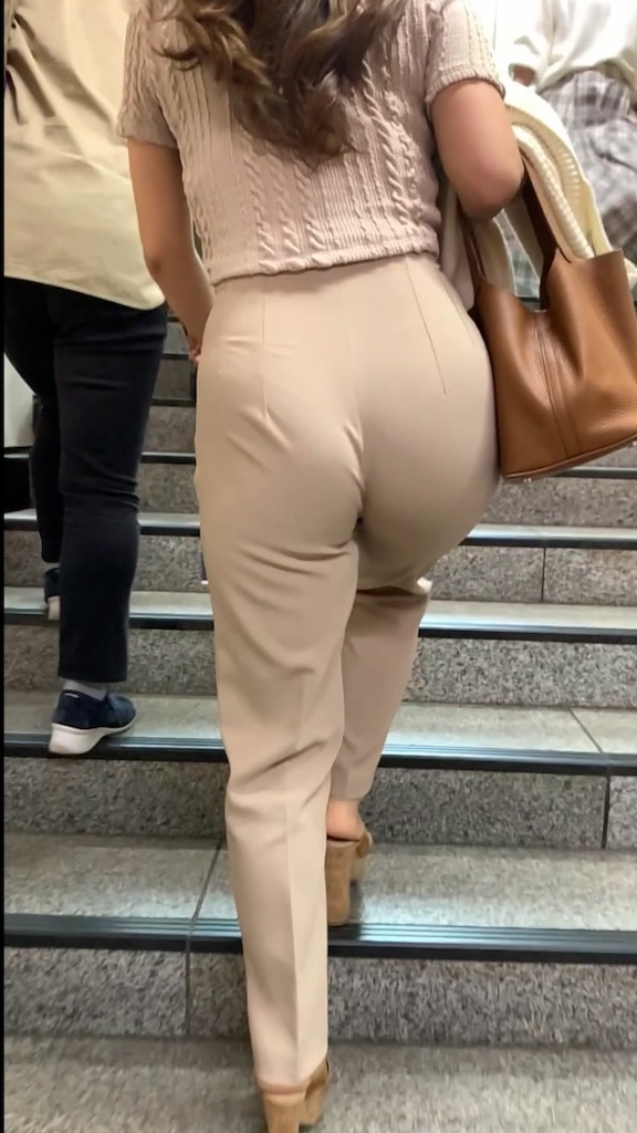 【再販】No.1346<自信作>「究極な美巨尻を見せつけるS級美女」