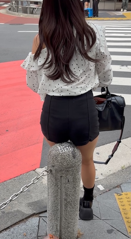 【再販】《４K・高画質》 No.1351「健康的な太ももをさらすホットパンツGAL３選」