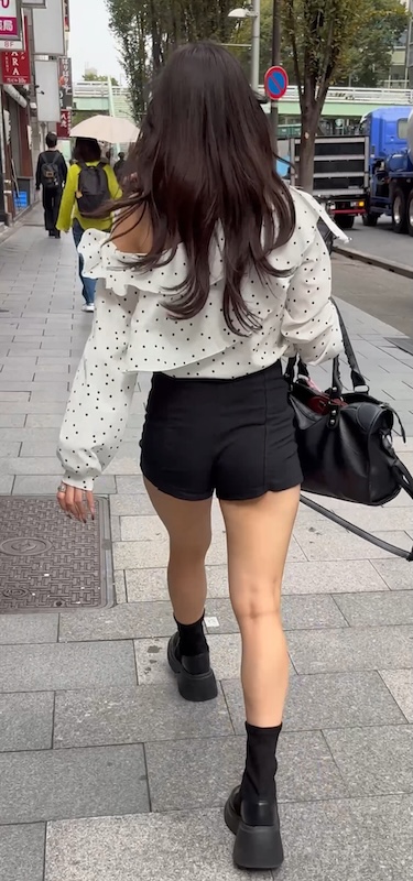 【再販】《4K・高画質》 No.1351「健康的な太ももをさらすホットパンツGAL3選」