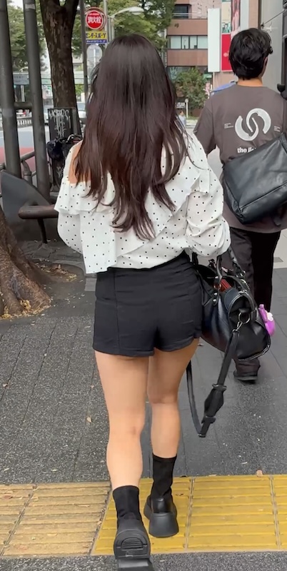 【再販】《4K・高画質》 No.1351「健康的な太ももをさらすホットパンツGAL3選」