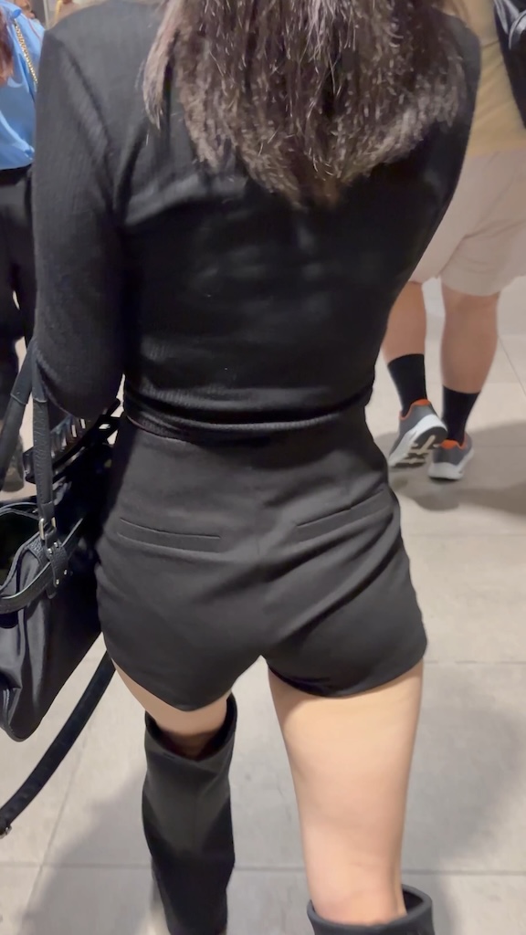 【再販】《4K・高画質》 No.1351「健康的な太ももをさらすホットパンツGAL3選」