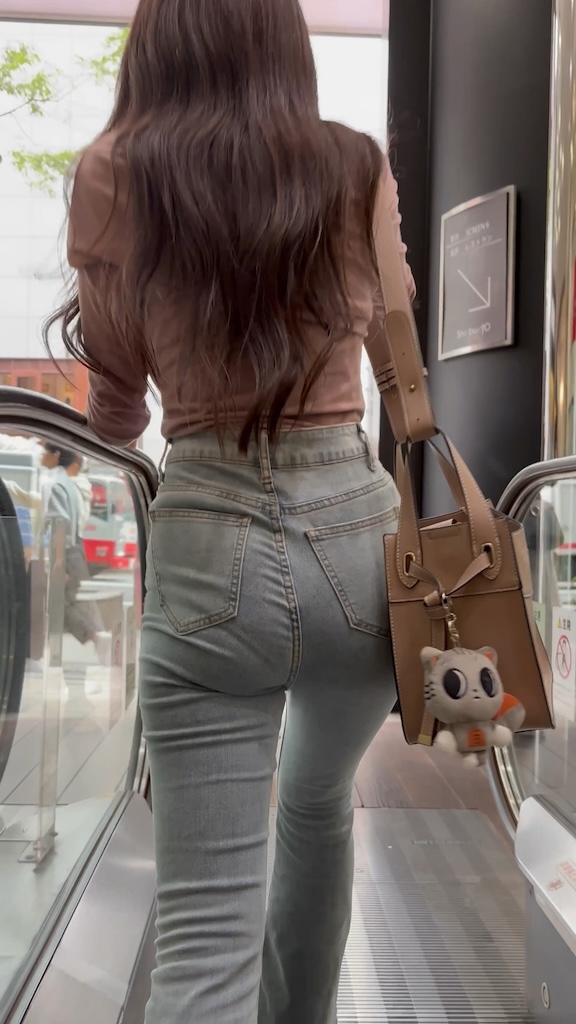 【再販】《4K・高画質》 No.1380「伝説級BODYの極上美女再び!とんでもないカラダだ」