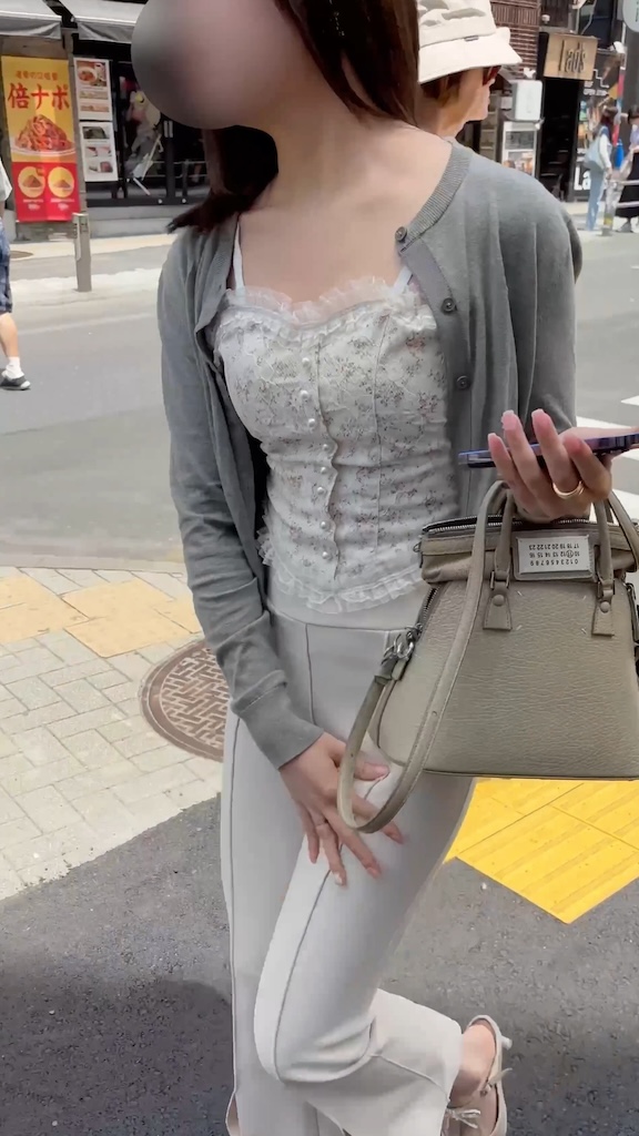 【再販】《4K・高画質》 No.1403「令和最強白パンツ!フェロモン下半身を強調する極上セレブ」