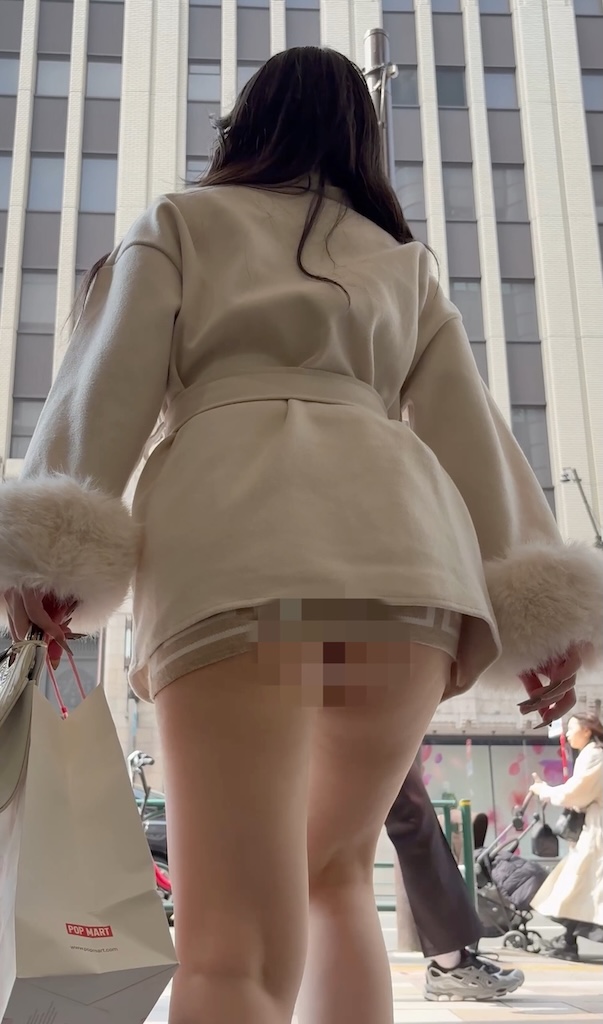 【再販】《４K・高画質》 No.1479「大都会の衝撃ハミ尻！素人GALのハミ出し尻肉ほど興奮するものはない」