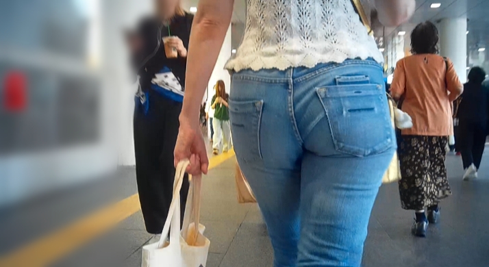 (11名収録)激エロ美爆桃尻食い込みムニョムニョデニム美女、完璧スタイル美人女子大生ピタピタスキニーデニムなど