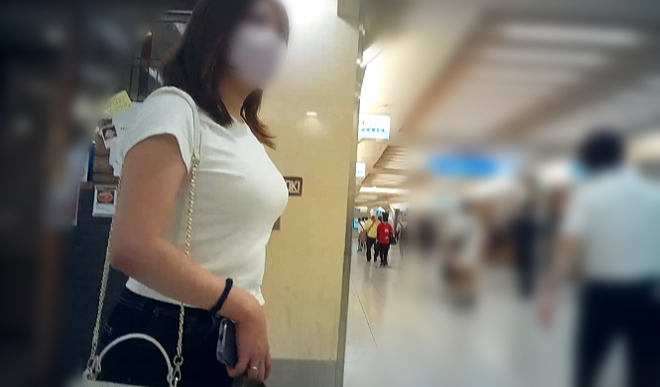 Pcolle PPV 2808366a895499bd581「グラマラスボディの極み美人お姉さんの美爆乳がエロ過ぎるなど」（販売者：めっちゃリアル） サンプル画像