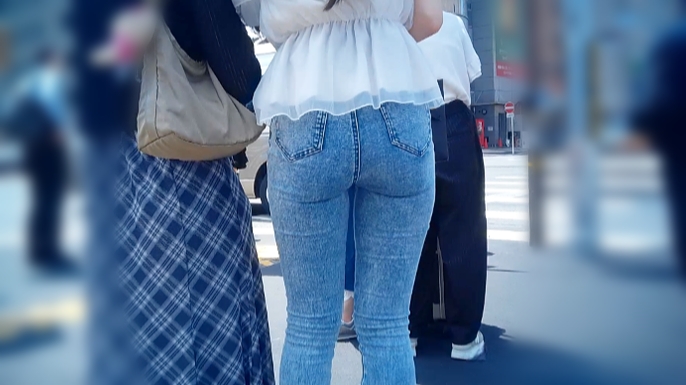Pcolle PPV 2808366a895499bd581「グラマラスボディの極み美人お姉さんの美爆乳がエロ過ぎるなど」（販売者：めっちゃリアル） サンプル画像