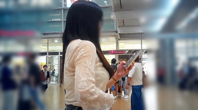 Pcolle PPV 2825676ac8a1af20209「ニョキっと美巨乳の超絶美人お姉さんの待ち合わせがセクシー過ぎる」(販売者:めっちゃリアル) サンプル画像