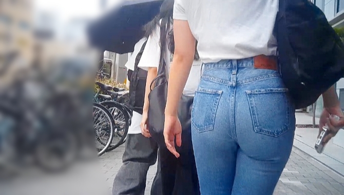 超絶ドエロ美桃尻肉がエロ過ぎる美人お姉さんのスキニーデニムなど