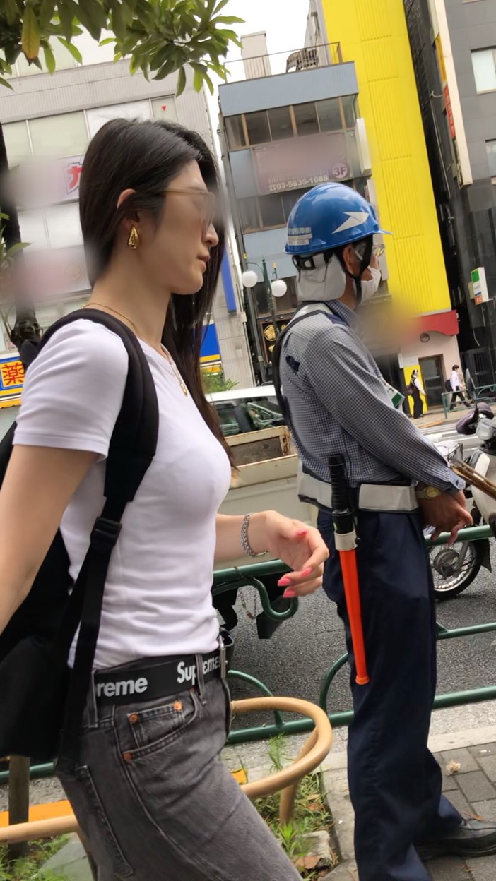 【横からの眺め356】長身モデル風のお姉さんは推定Ｆカップ！！