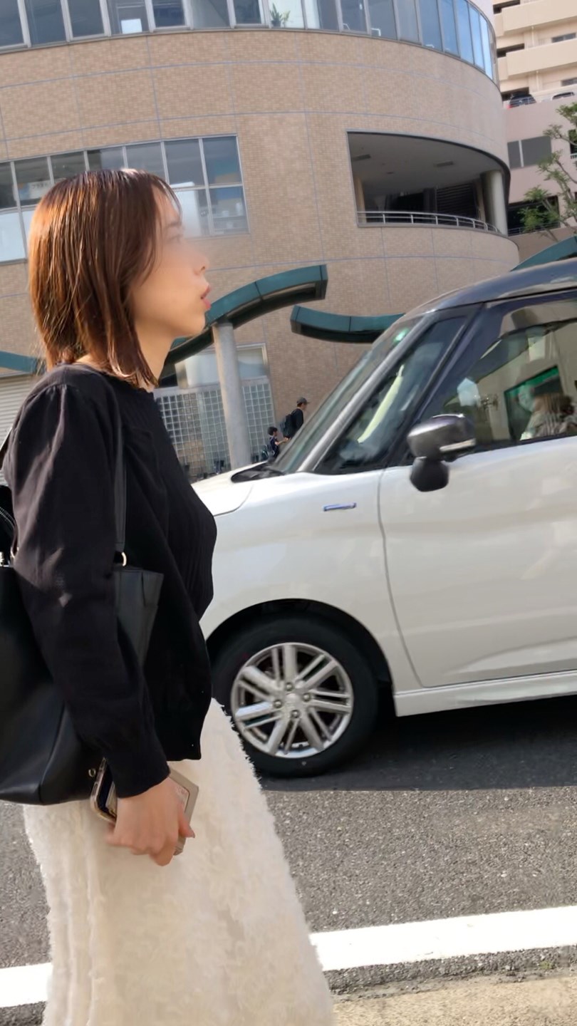 【横からの眺め357_ちっぱいver】スリムでキレイなＯＬのちっぱいバウンド！！