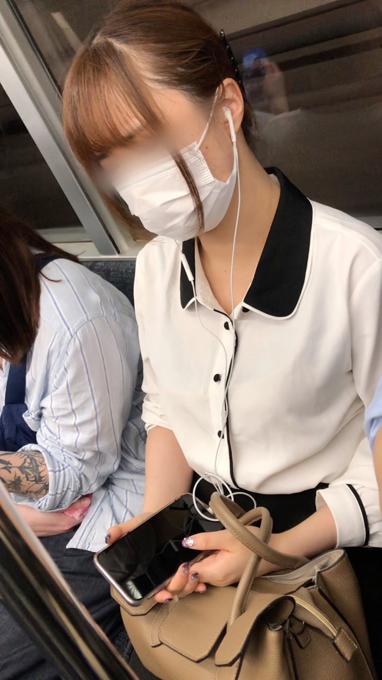 【上からの眺め59】お疲れ気味の船を漕ぐＯＬを上からじっくり観察！