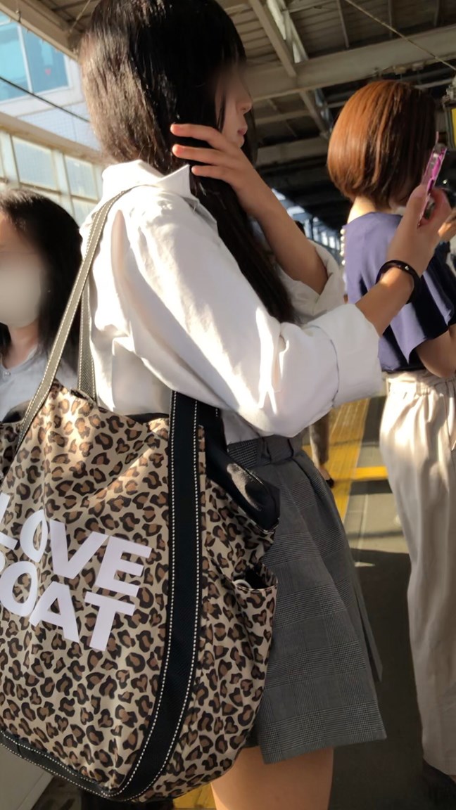 【放課後の眺め118】スタイル抜群のセクシーＪＫを至近距離で！！