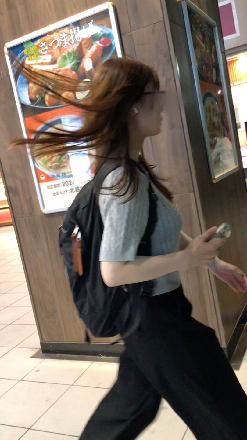 【横からの眺め365】程よい肉付きのキレカワOLのオッパイを追いかけて!