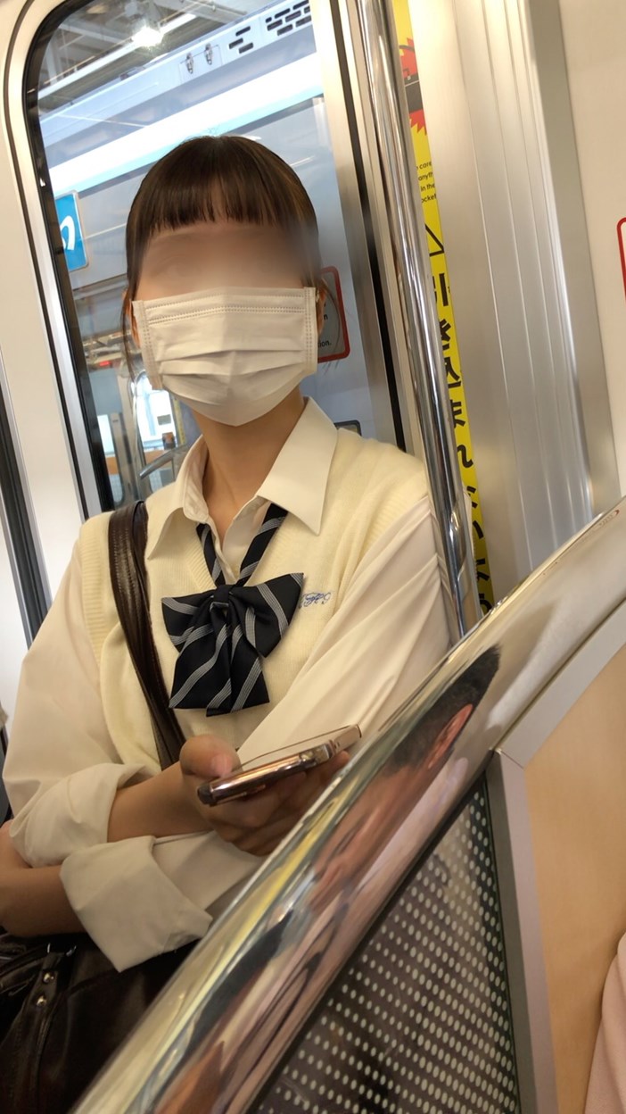 【放課後の眺め127】小柄な美少女JKを電車内で観察!