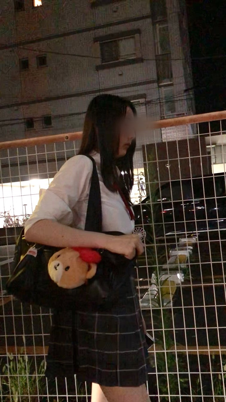 【放課後の眺め128】スタイル抜群の長身美少女JKを追跡!!