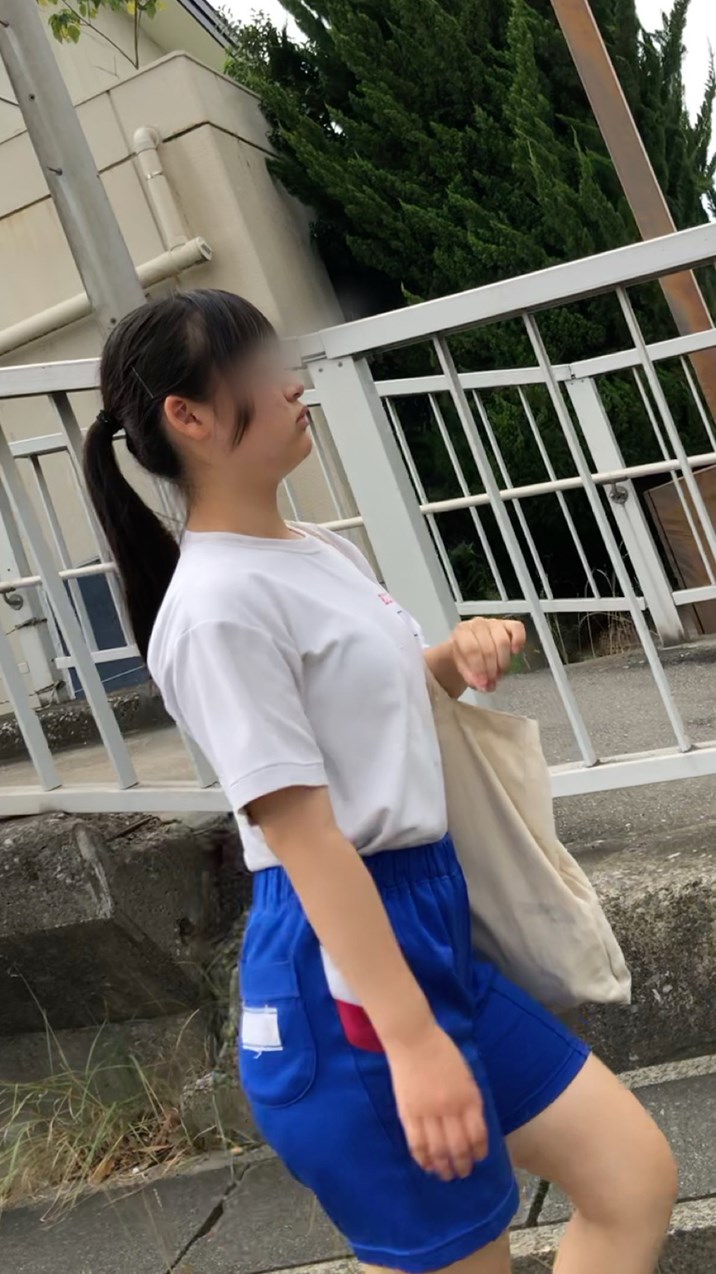 【放課後の眺め132】あどけない体つきとムチムチボディのJ〇を追いかけて!