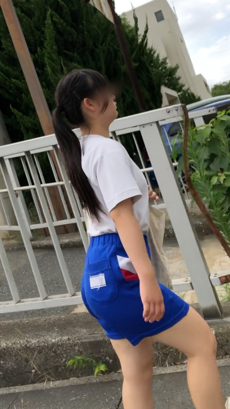 【放課後の眺め132】あどけない体つきとムチムチボディのJ〇を追いかけて!