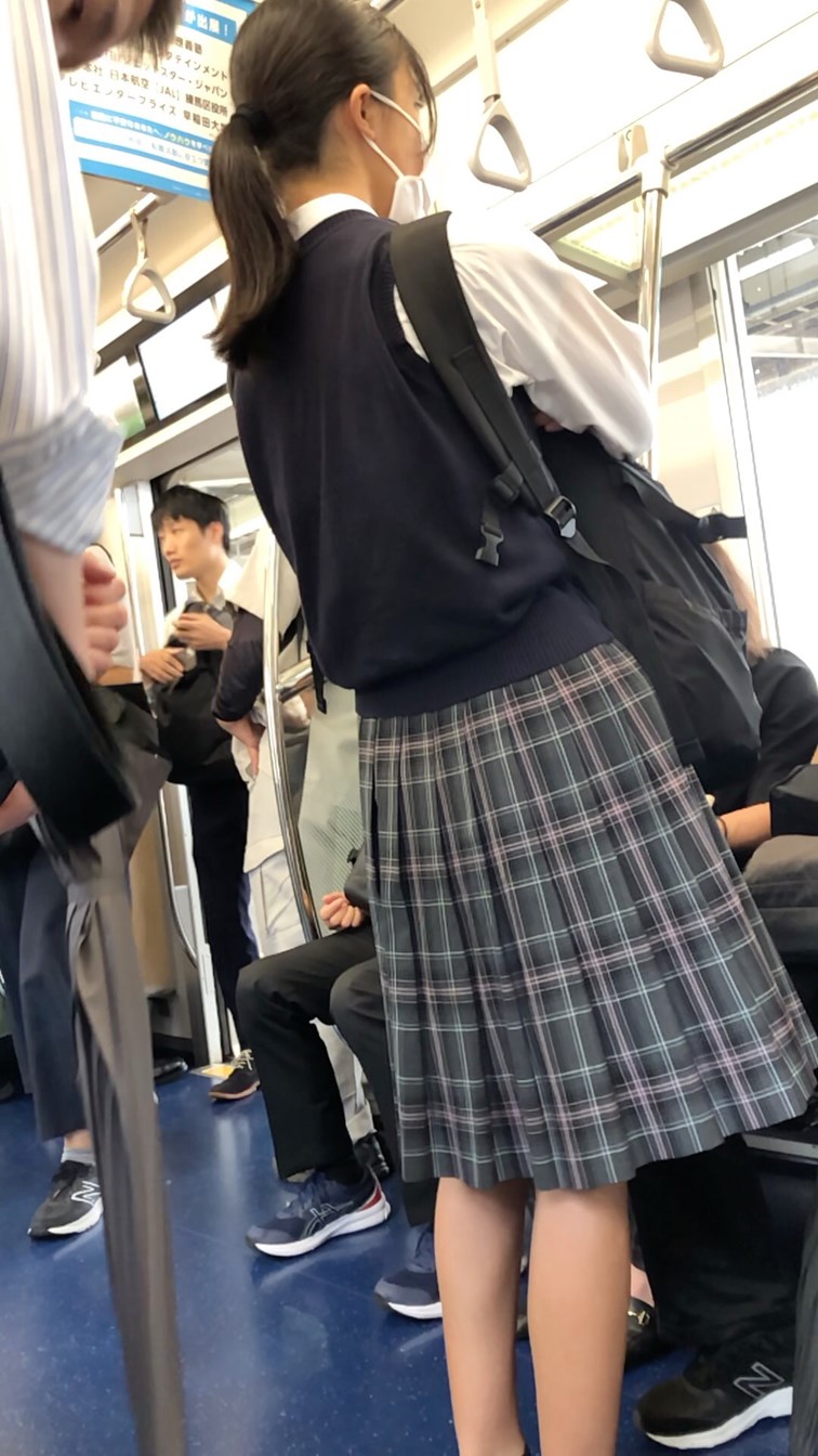 【放課後の眺め133】長身スリムな優等生JKを背後から観察!