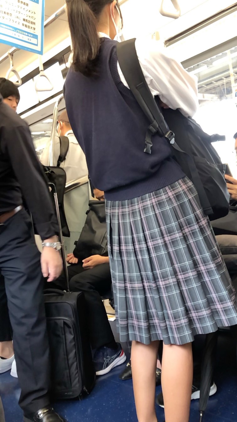 【放課後の眺め133】長身スリムな優等生JKを背後から観察!