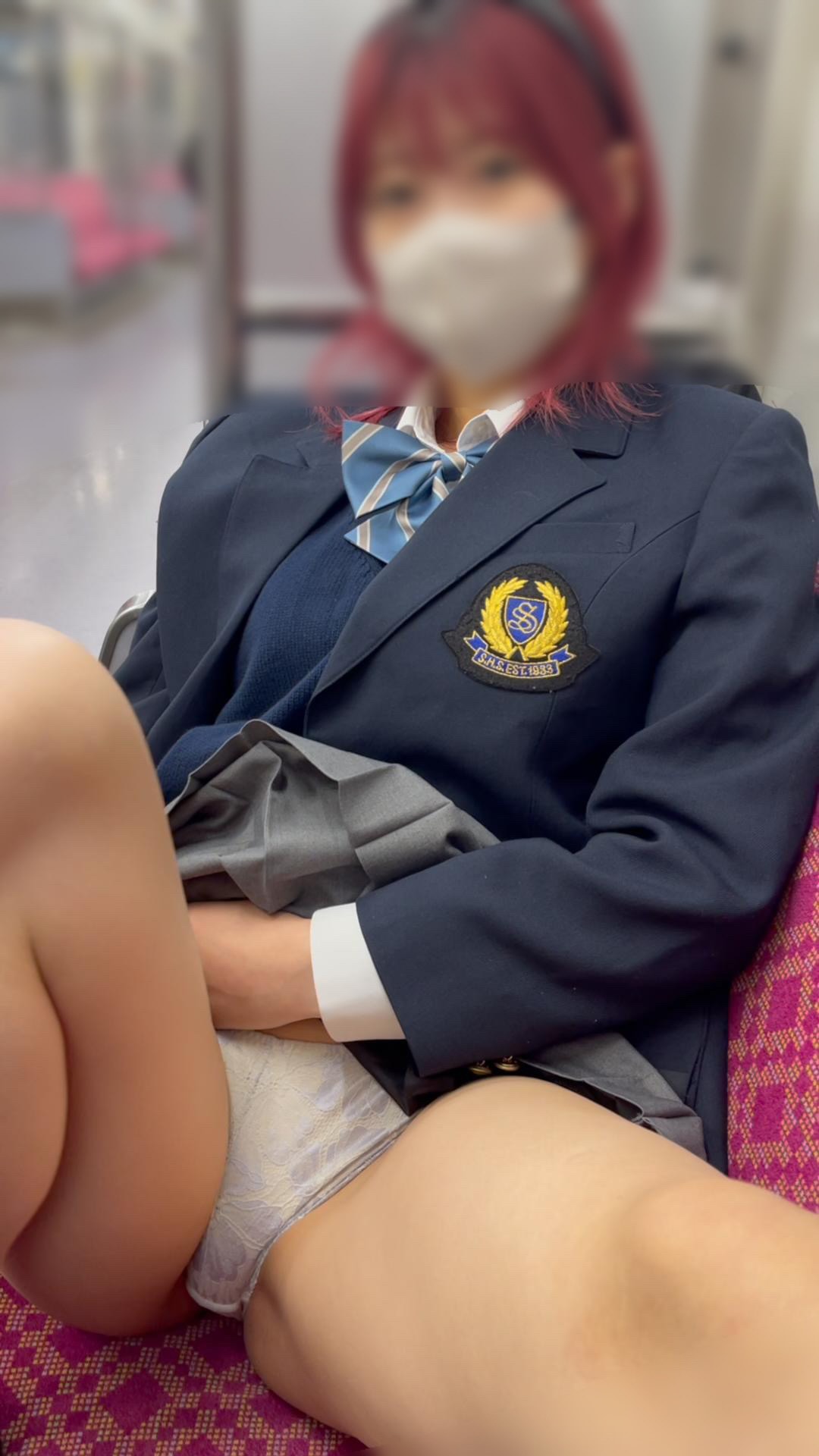 JK盗撮日記227　続・カチューシャが激似合うピンク髪の激カワ美脚JKを電車内で盗撮【※完全主観24分撮影】