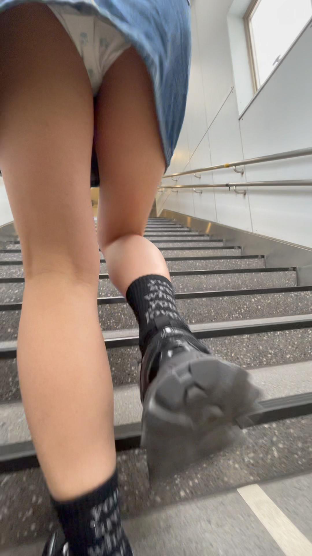 ミニスカハンター