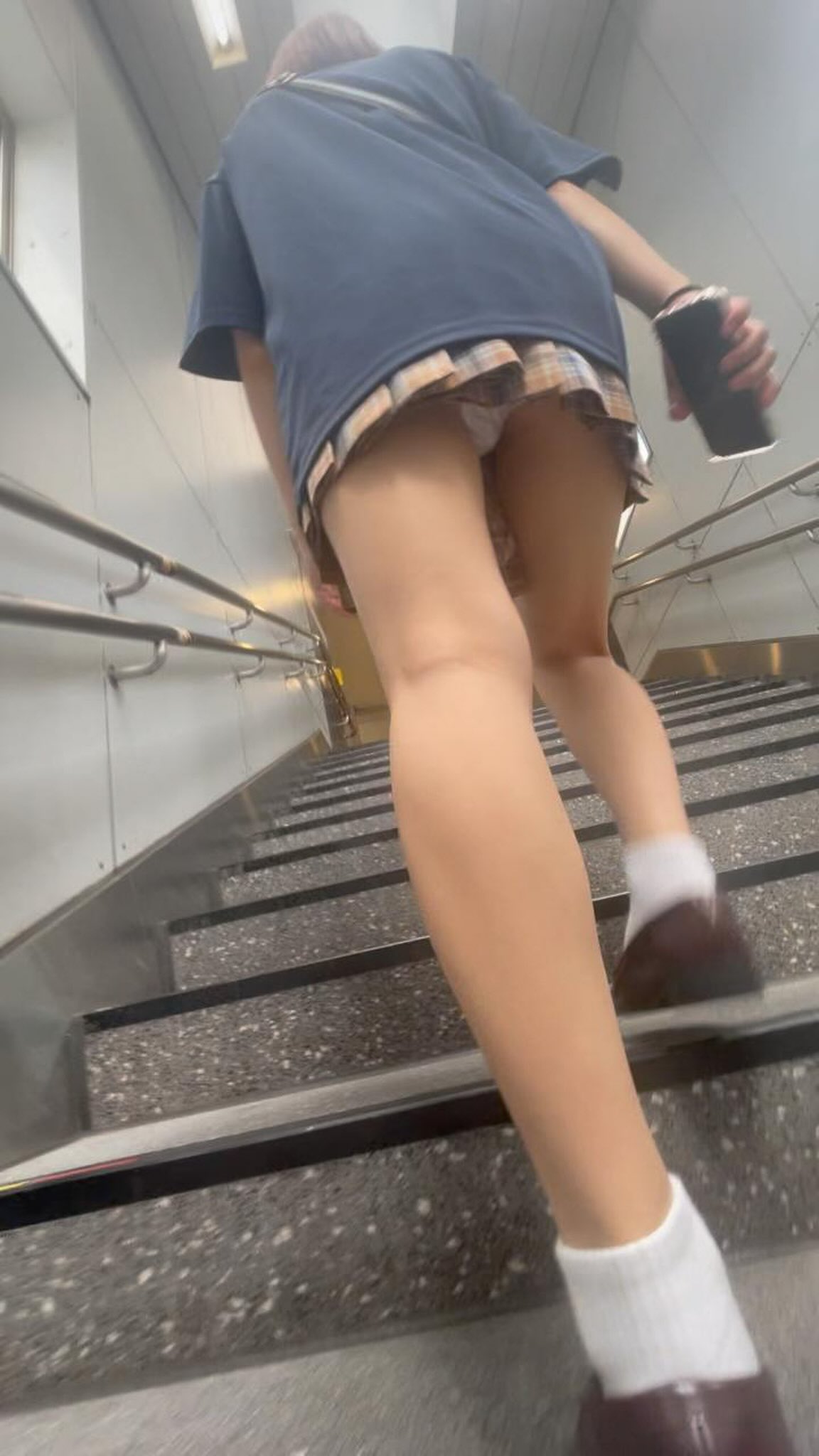 ミニスカハンター
