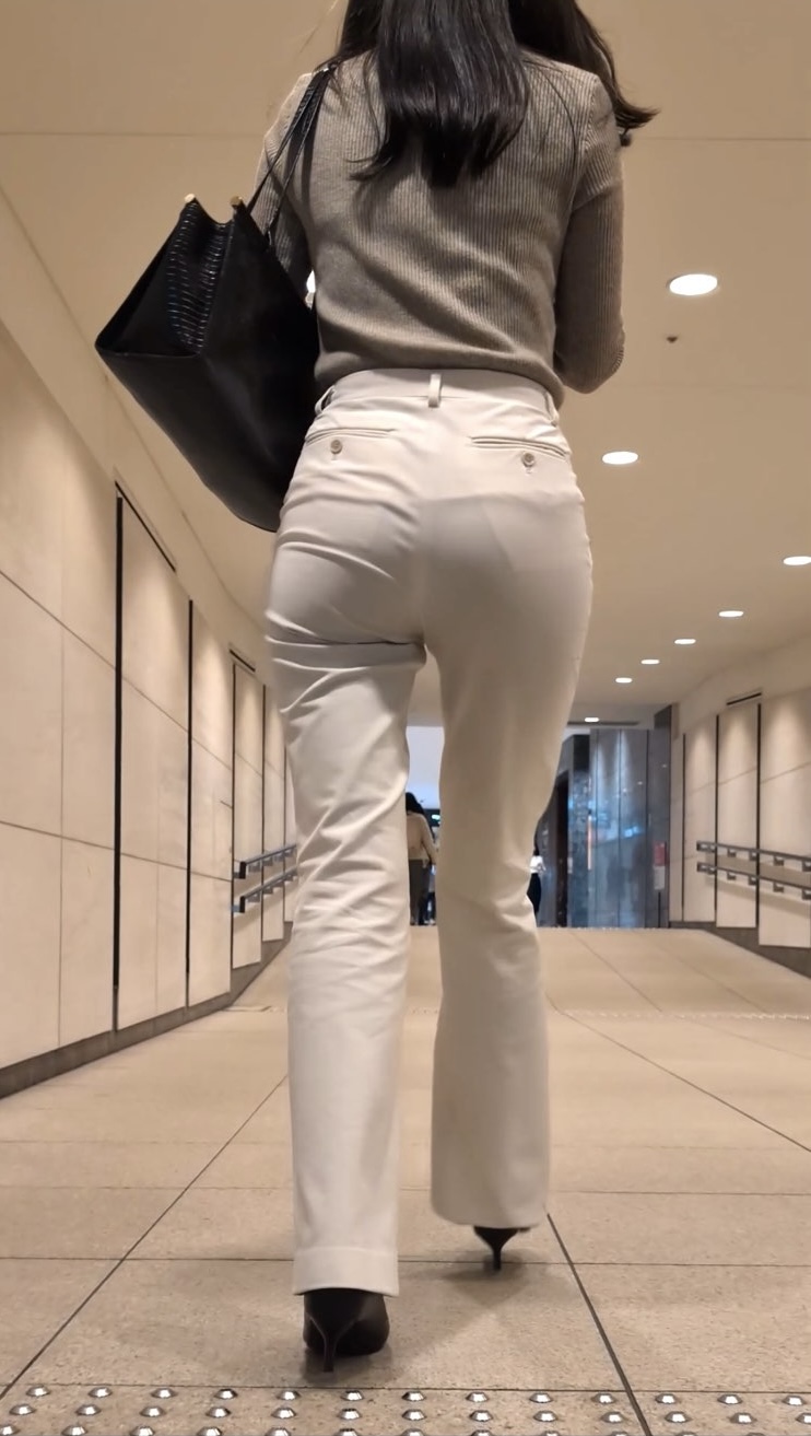 【507】これぞ至高のピタパン!タイトパンツOLさんに悶絶…。