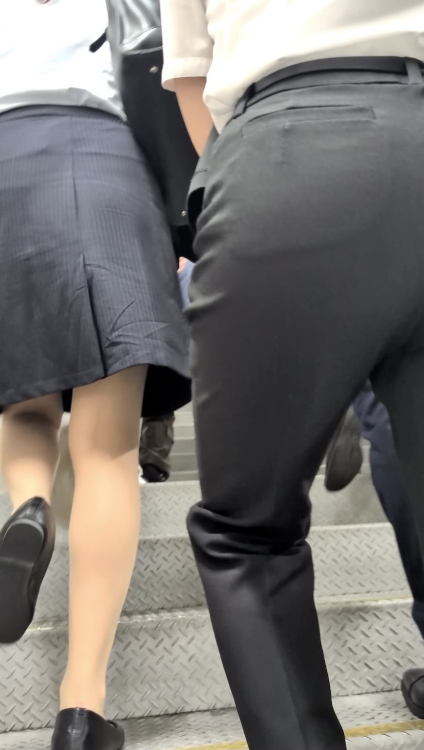 トリエンナ