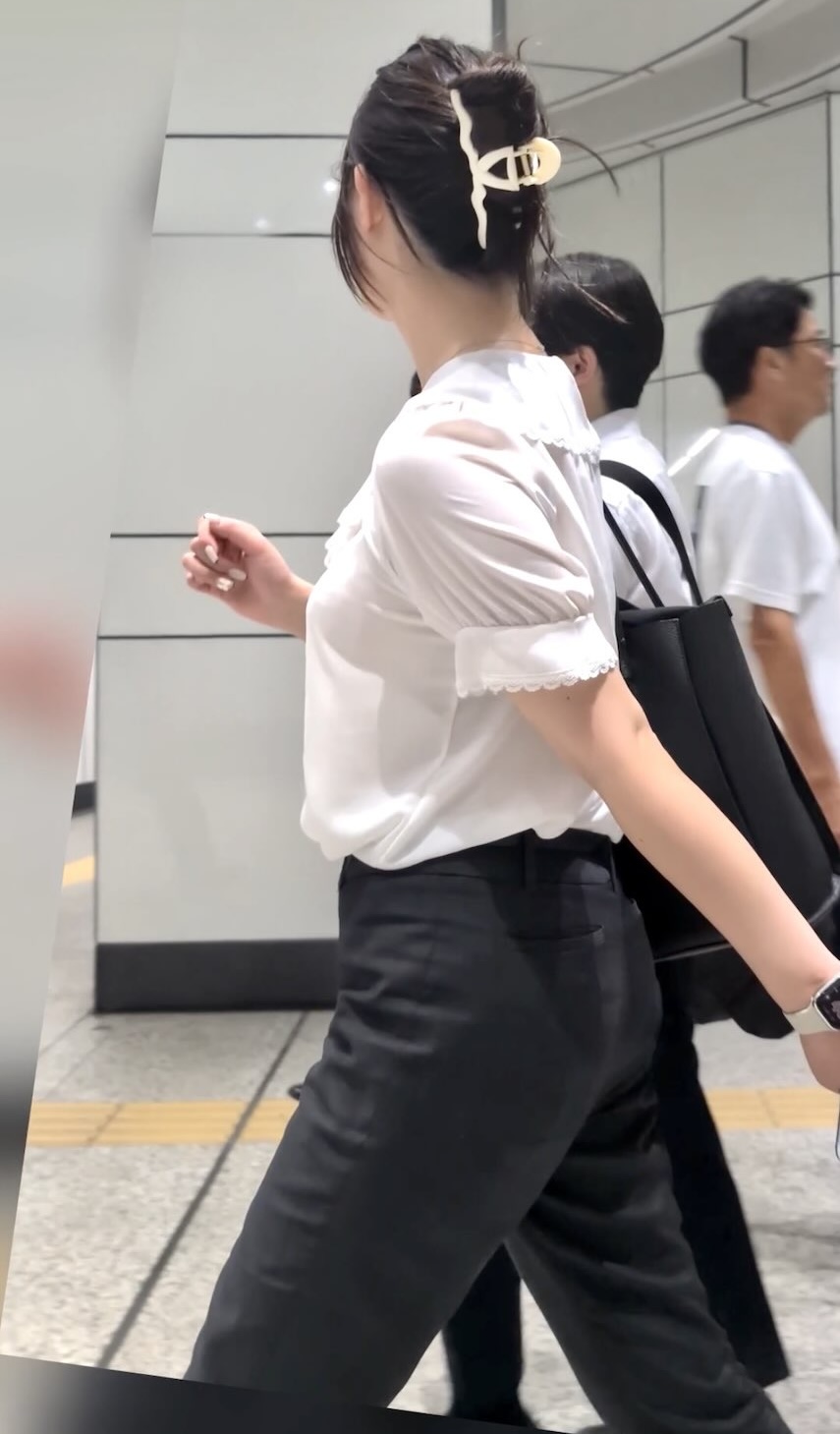 トリエンナ