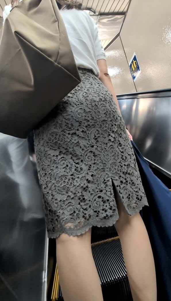 トリエンナ