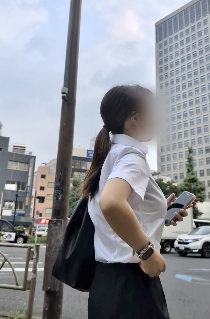 トリエンナ
