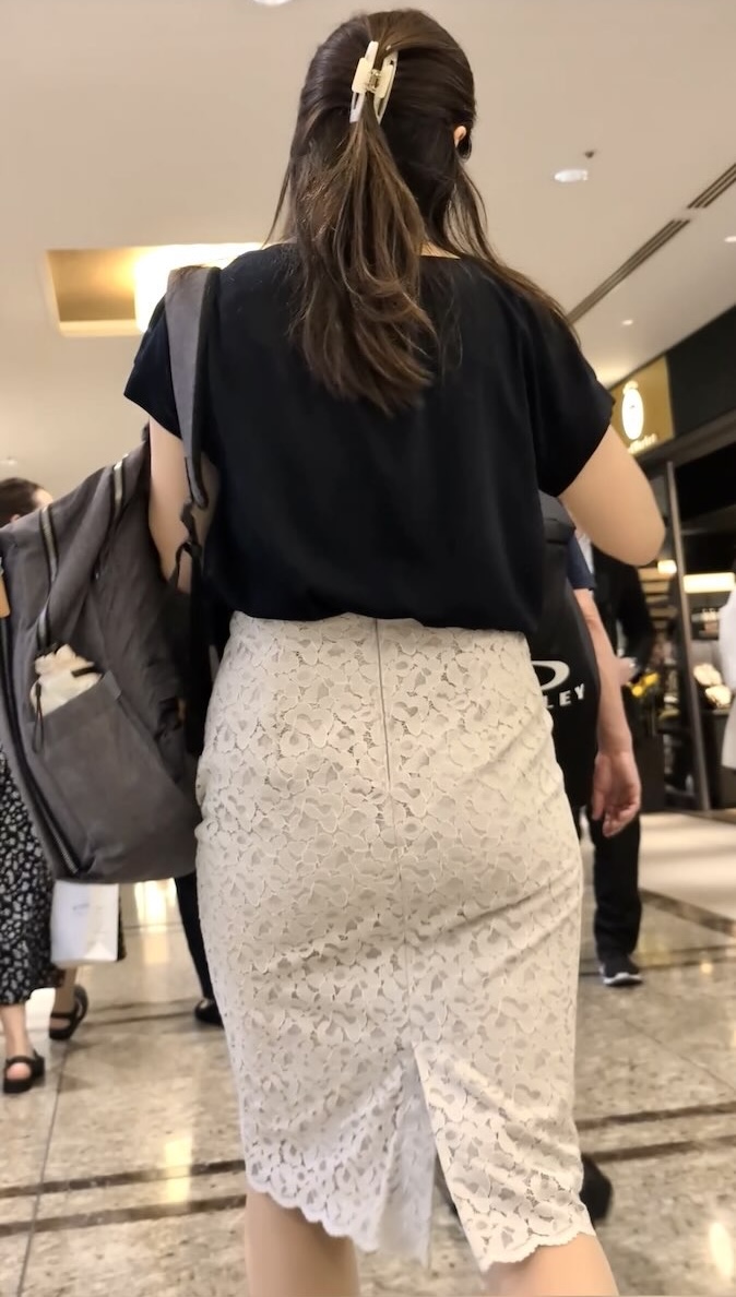 トリエンナ