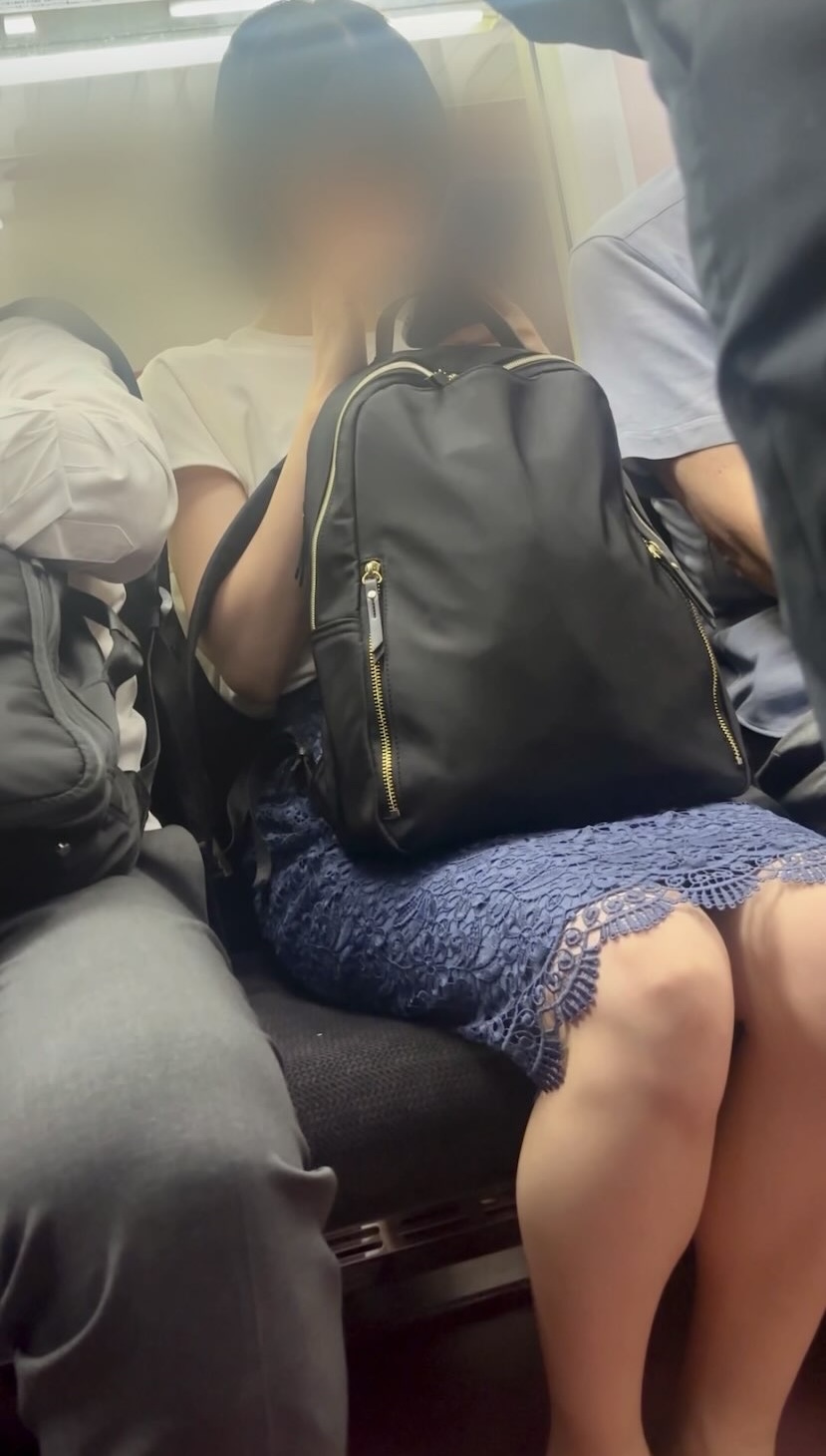 トリエンナ