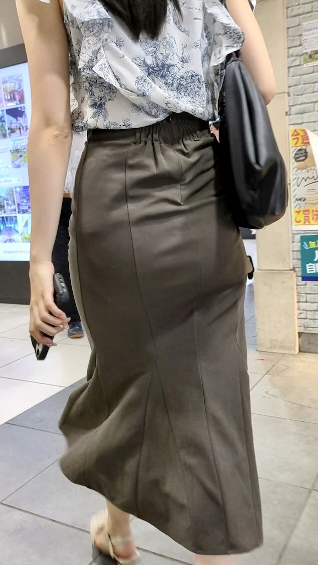 トリエンナ