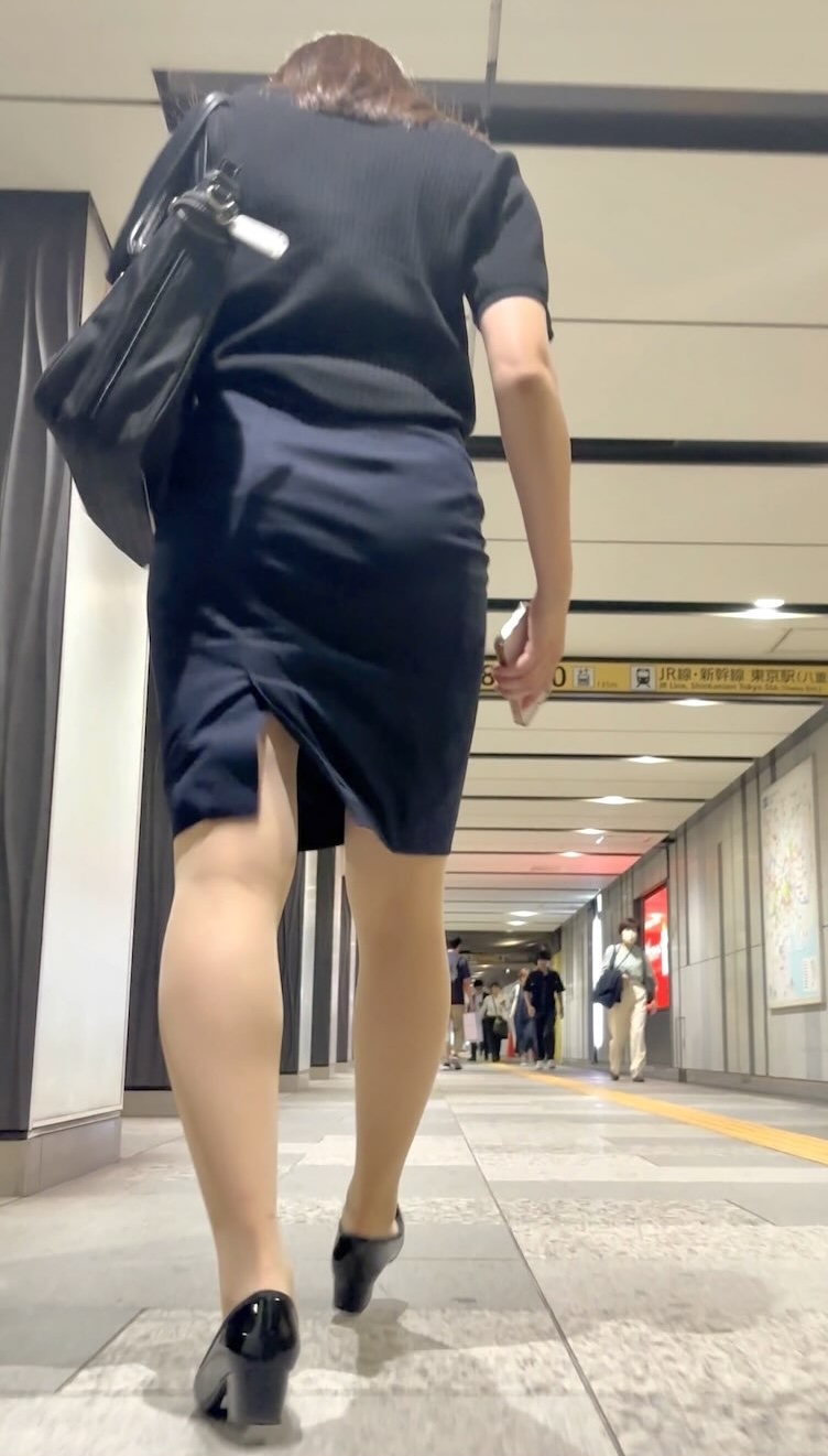 トリエンナ