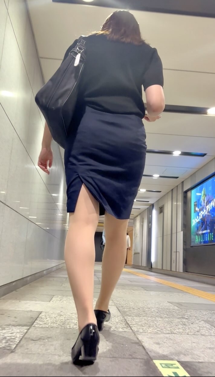 トリエンナ