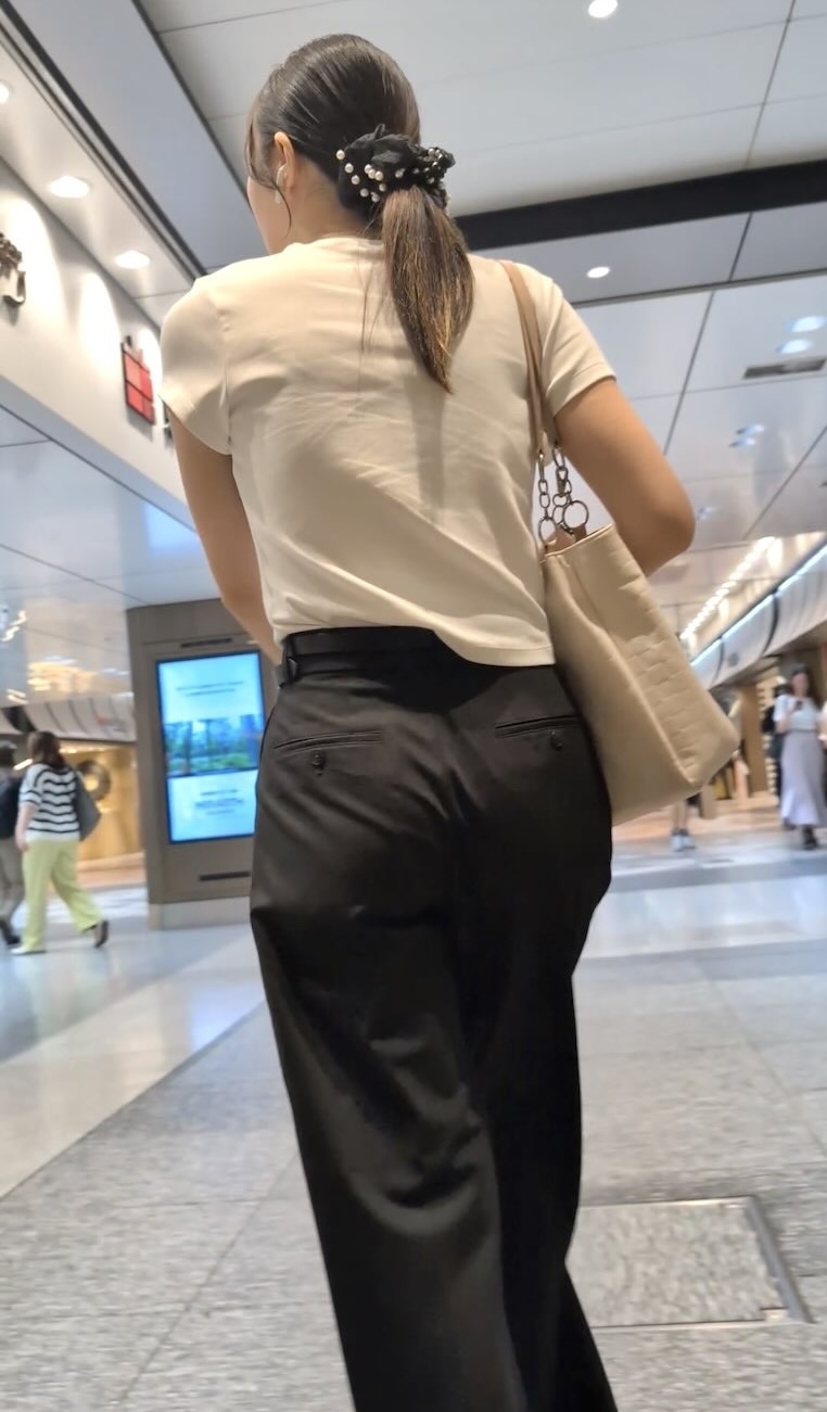 トリエンナ