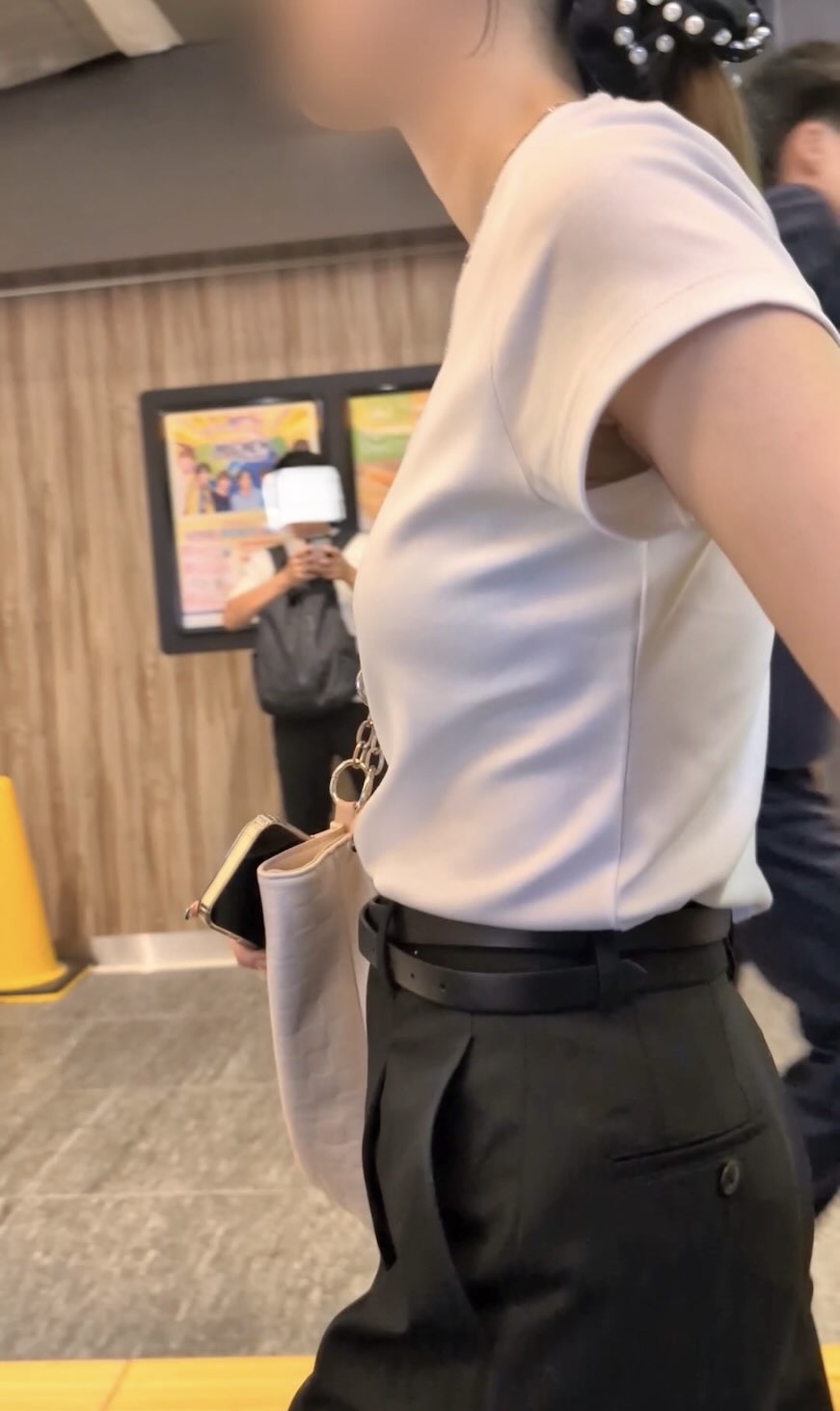 トリエンナ